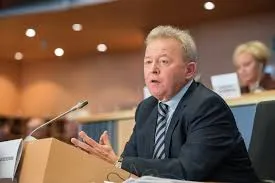 Europarlamentarii PSD au cerut comisarului pe agricultură ajutor pentru viticultorii români
