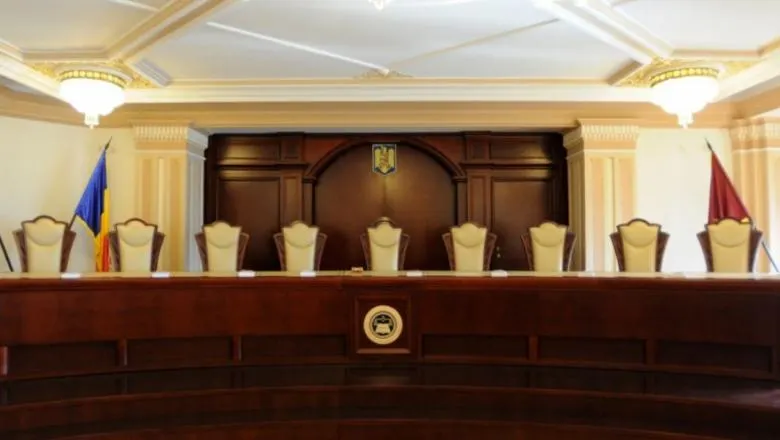 Miron Mitrea: Nu mai reclamați la Curte toate neputintele politice!