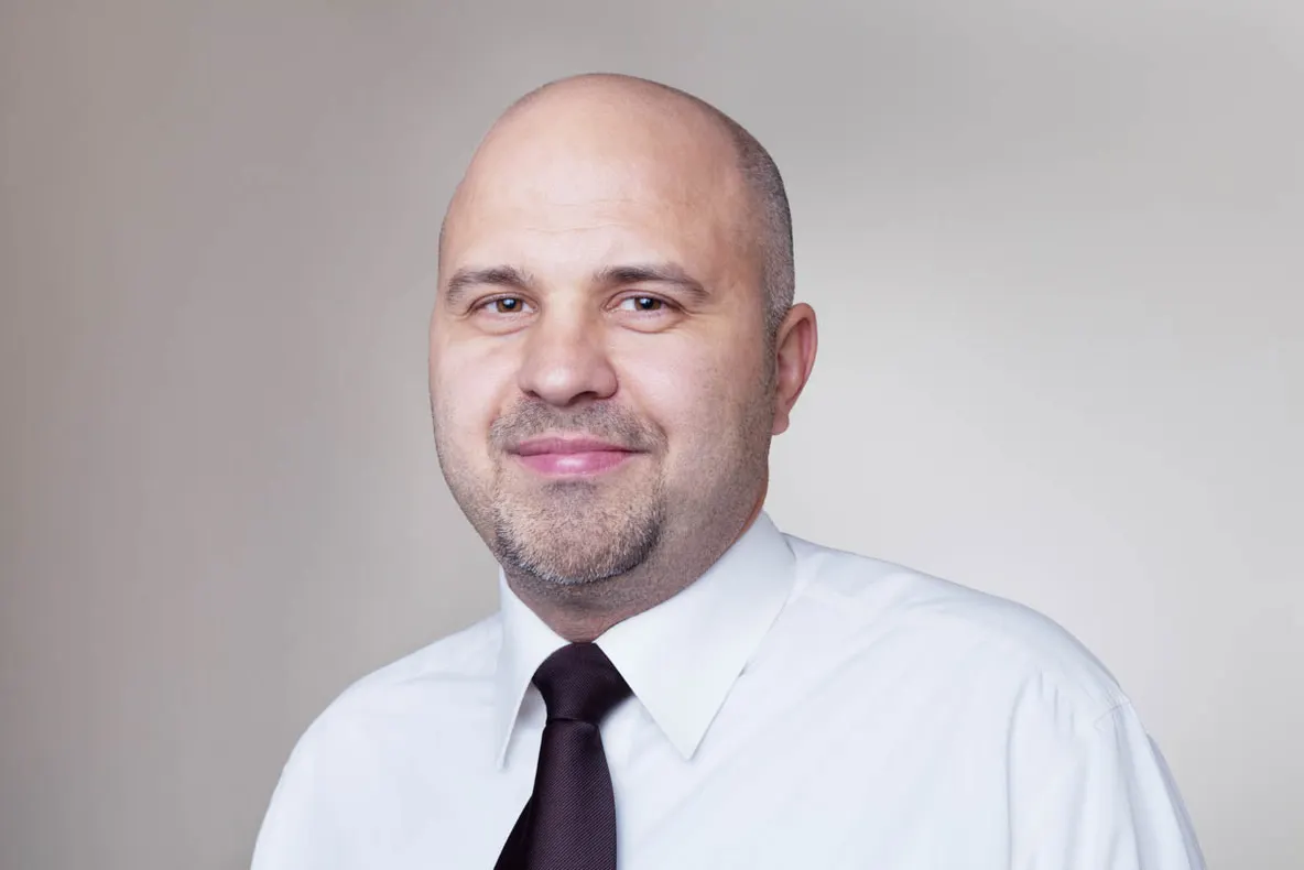 Scandalagiul USR Emanuel Ungureanu, „aruncat la gunoi ca o măsea stricată”. Adio!, a transmis el