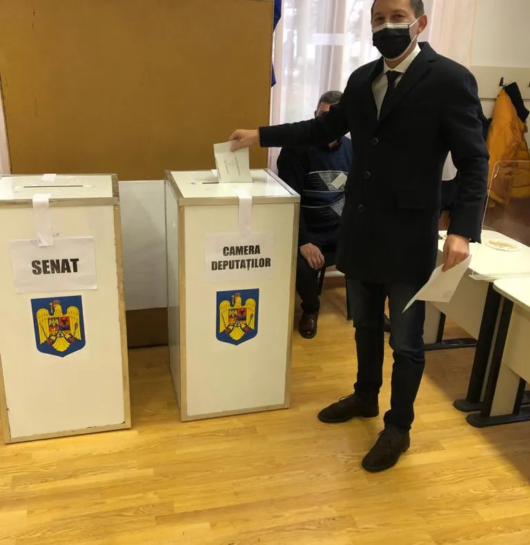 Un deputat PSD de Botoșani se retrage din Parlament