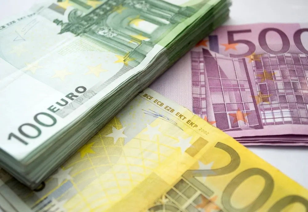 La cât va ajunge EURO în 2022?