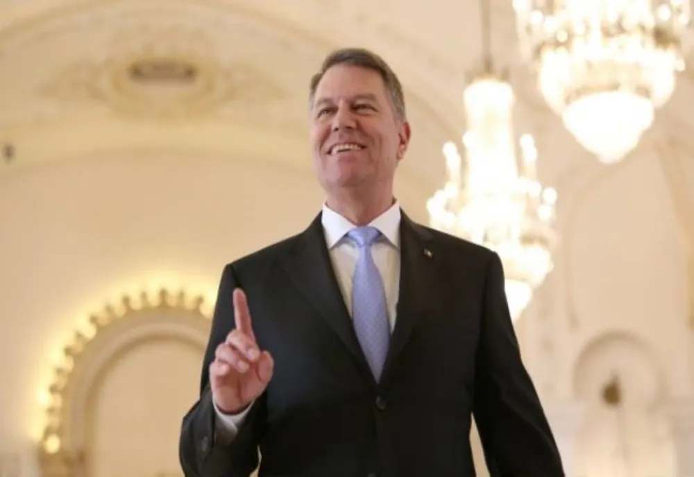 Cum a schimbat rolurile Klaus Iohannis de la SALVATOR la JUCĂTOR în ultimii 7 ani - SFORILE trase de șeful de la Cotroceni