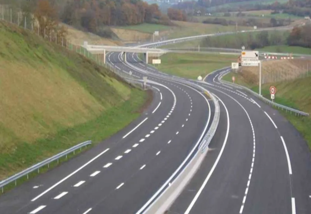 Sorin Grindeanu promite 438 de km de autostradă până în 2026