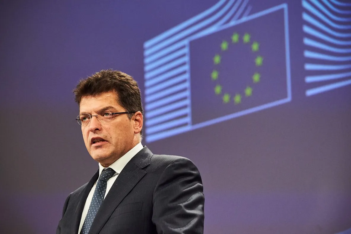Comisarul de criză al Europei este în România