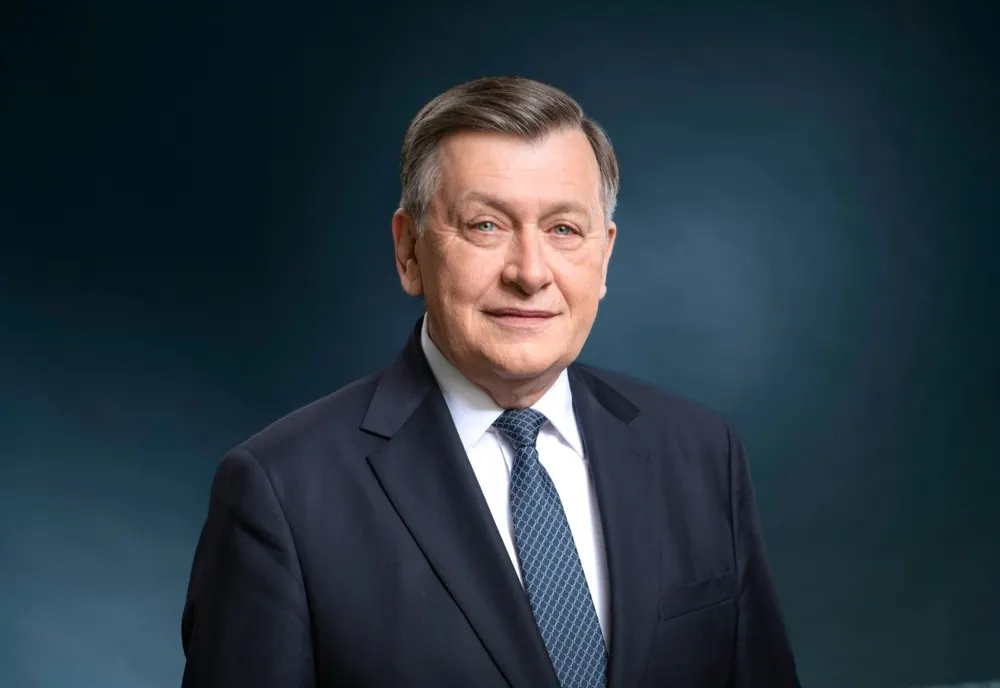 CRIN ANTONESCU DESPRE VIITORUL ROMÂNIEI: ”ATUNCI CINE? SIMION, ȘOȘOACĂ, GAVRILĂ. ALTERNATIVĂ NU AVEM”