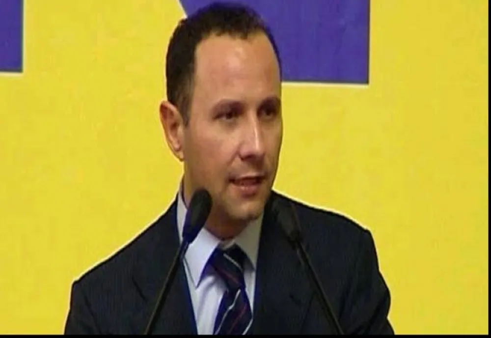 AURELIAN PĂVĂLESCU EXPLODEAZĂ: NICUȘOR DAN, ACUZAT CĂ A PREZENTAT UN RAPORT „CONTRAFĂCUT” LA COPENHAGA