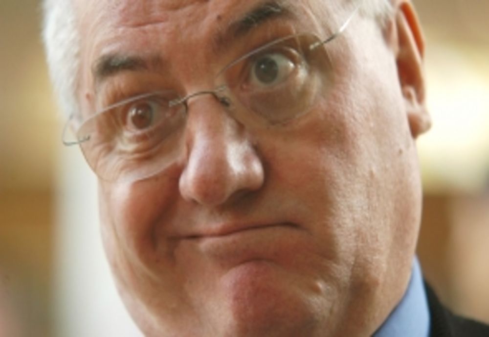 Dumitru Dragomir, cartonaș rosu la București 