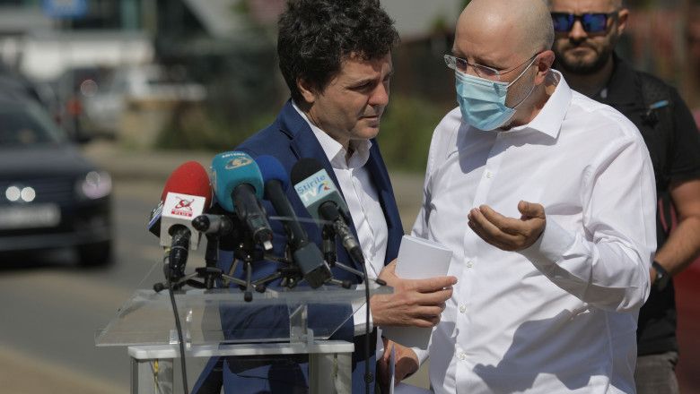 Bădulescu îl târăște pe Nicușor Dan la DNA