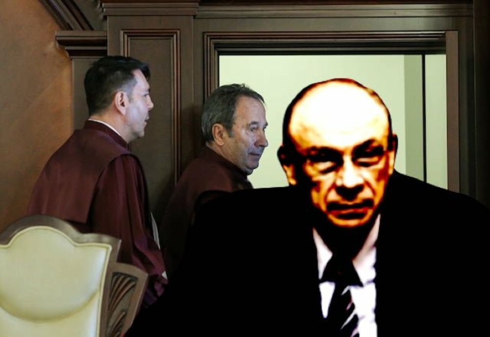 Guvernul e pregătit pentru surprize de la "specialii" CCR