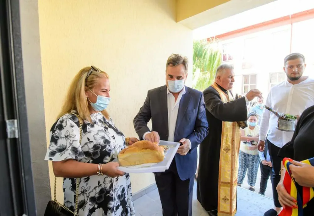 Spectacol electoral grotesc  într o școală constănțeană