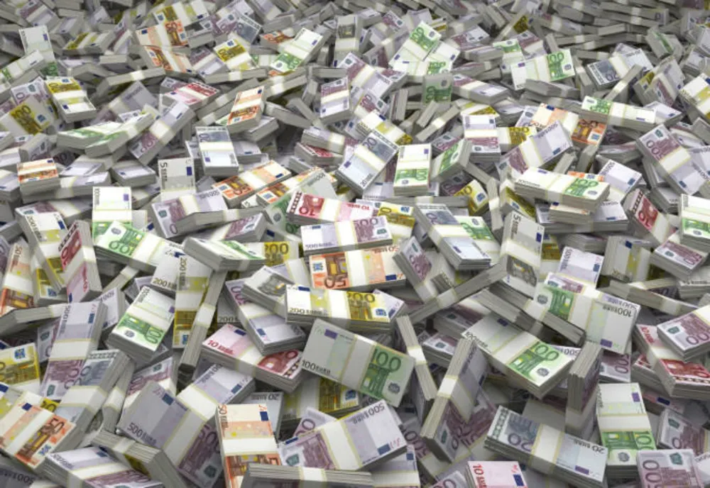 Cum distorsionează statul paralel economia de piață românească 
