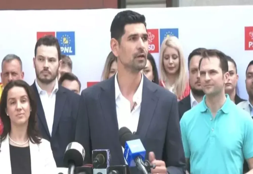 George Tuță (PNL) a câștigat Primăria sectorului 1. Liberalii o acuză pe Clotilde Armand și prezintă o FOTOGRAFIE cu saci în care par să fie documente tocate