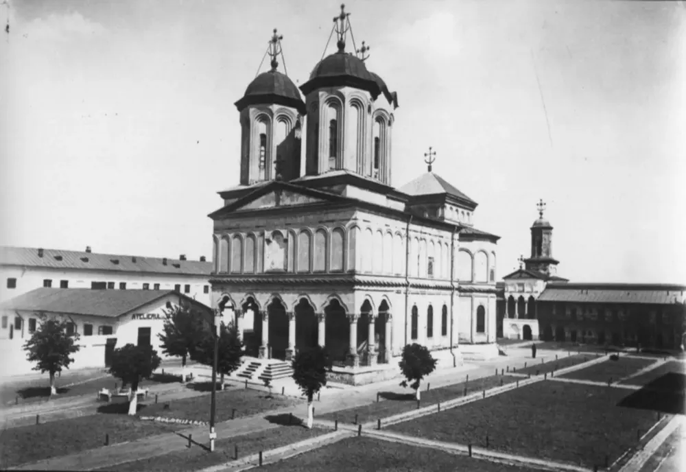 SIMPOZION NAȚIONAL CU PARTICIPARE DE PRESTIGIU LA MĂNĂSTIREA VĂCĂREȘTII NOI: ”ADEVĂR ȘI MĂRTURISIRE: REPERE AXIOLOGICE ÎN ORIZONTUL INCERTITUDINII CONTEMPORANE”