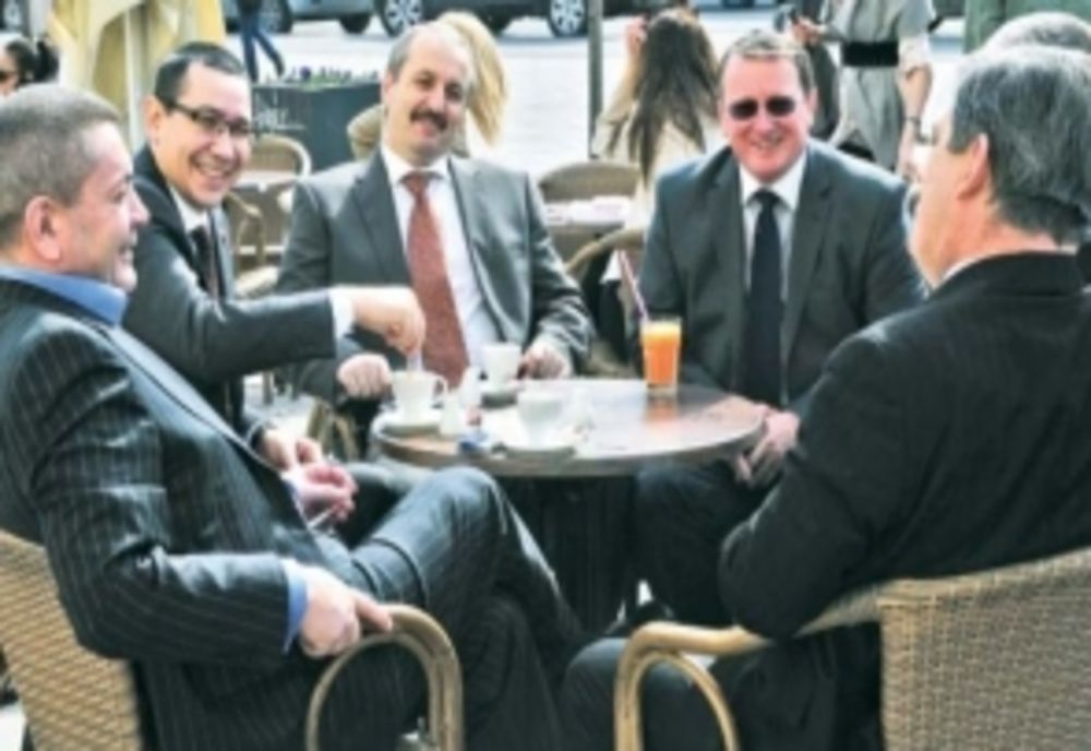 File de istorie social democrată cu Victor Ponta și Vasile Dancu