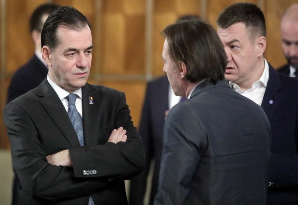 Moțiunea de cenzura și roata minciunilor