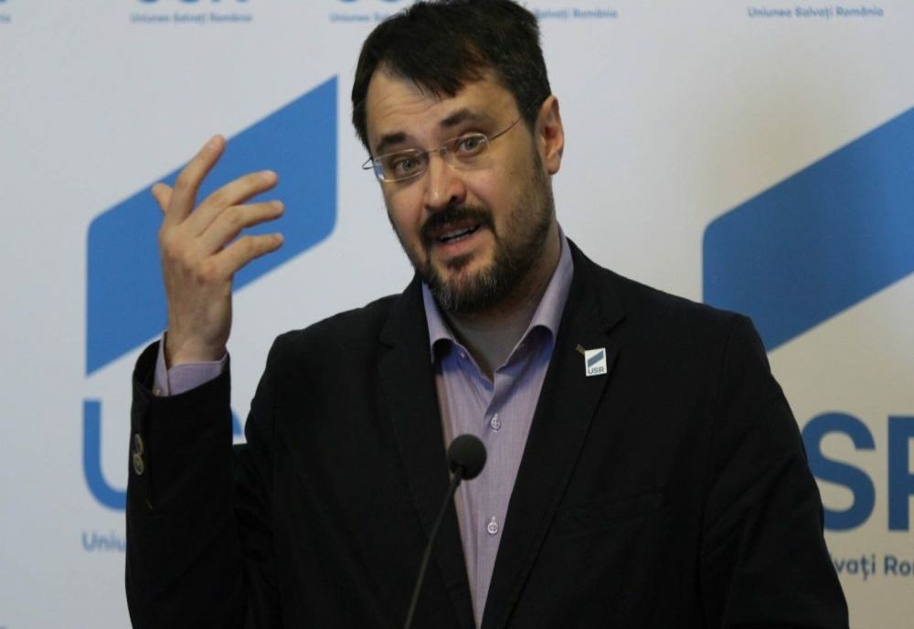 Moțiune simplă cu suspans și replici de cartier 