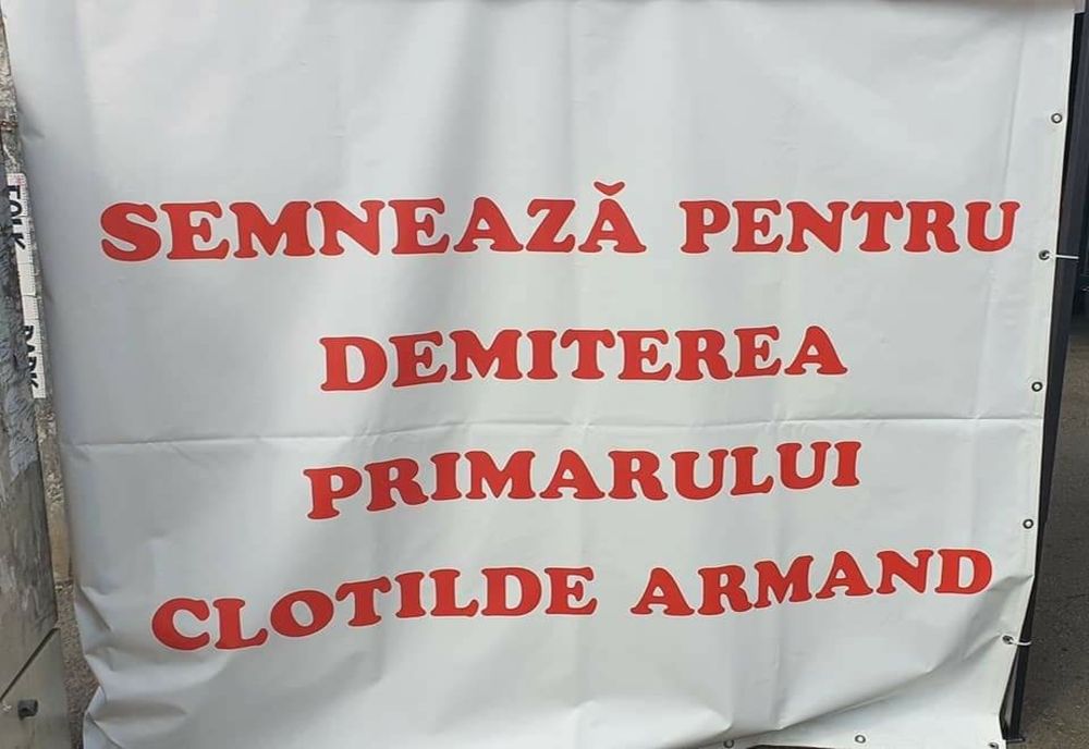 Intersecții social democrate pentru alungarea lui Clotilde Armand 
