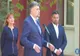 Premierul le dă interzis la școala de șoferi puștilor consumatori de droguri